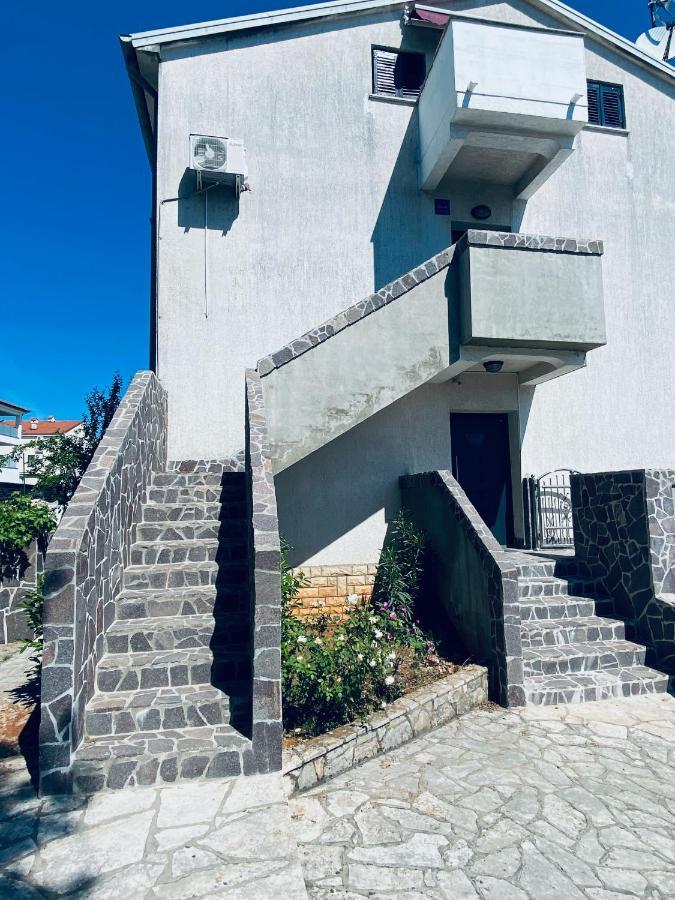 Apartments Matthew & Oscar Porat  Bagian luar foto
