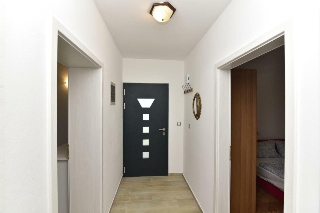 Apartments Matthew & Oscar Porat  Bagian luar foto